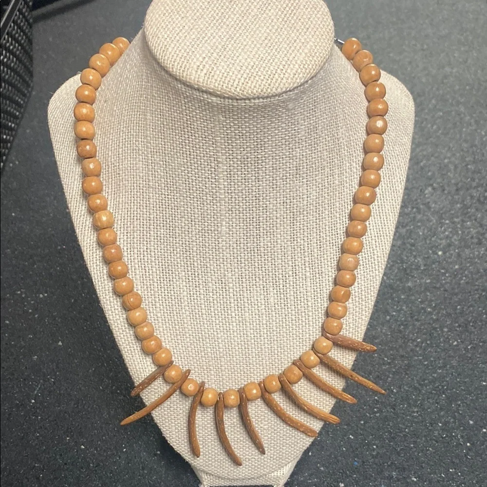 Elegant 90s Tan Wood Beaded & Hematite Necklace